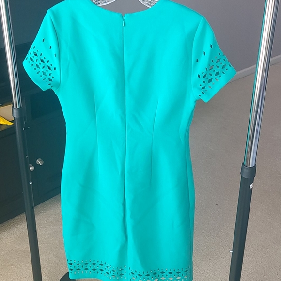 Banana Republic mini dress - Picture 2 of 3